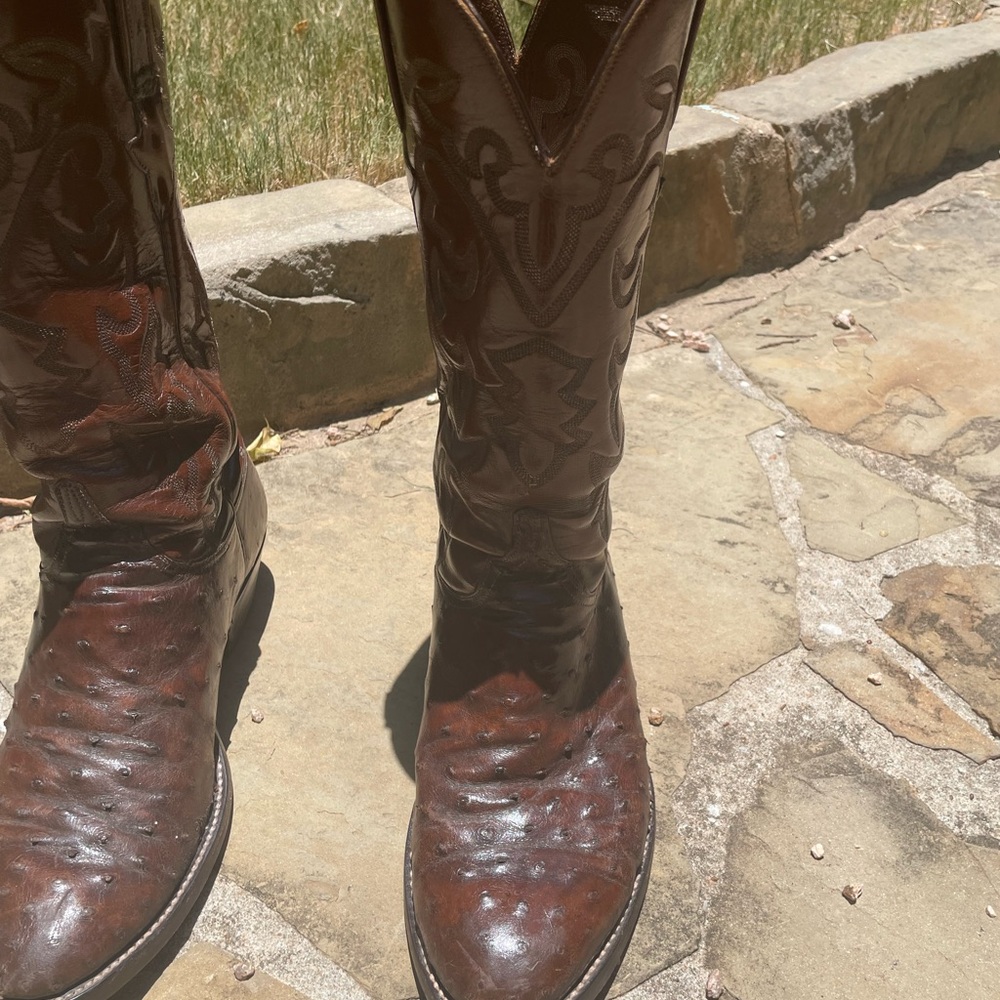 Lucchese mens boots size 10.0